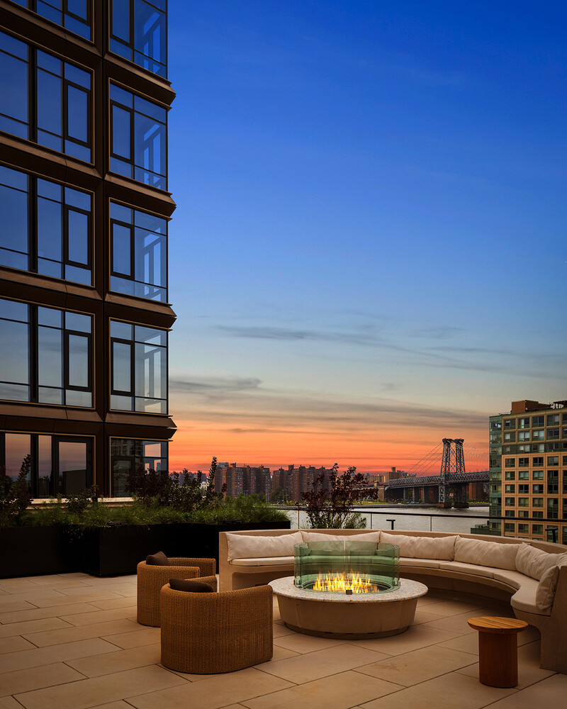 480 Kent Avenue 20E Williamsburg Brooklyn NY 11249