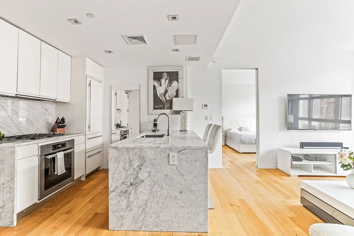 250 Bowery 5A Little Italy New York NY 10012
