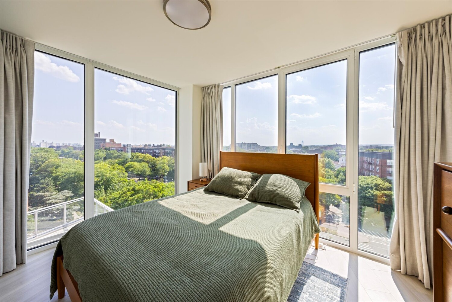 733 Ocean Parkway 9B Kensington Brooklyn NY 11230
