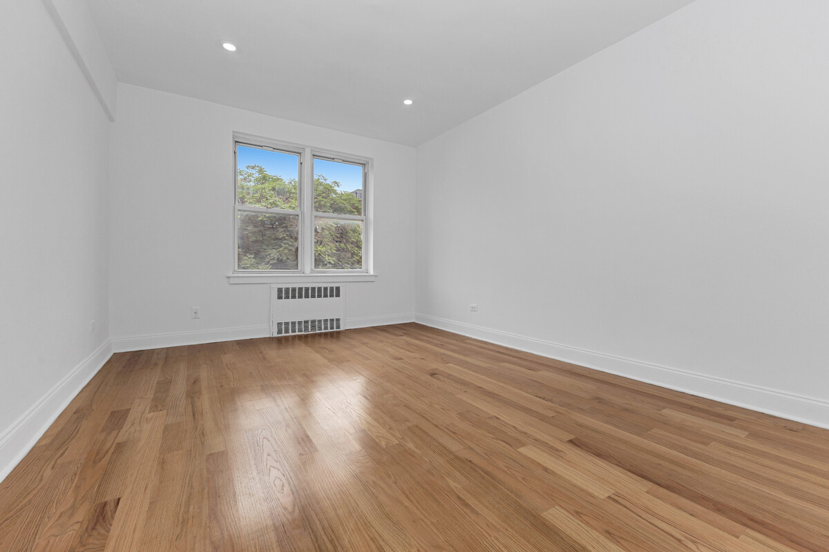 66-33 Yellowstone Blvd. 5D Forest Hills Queens NY 11375