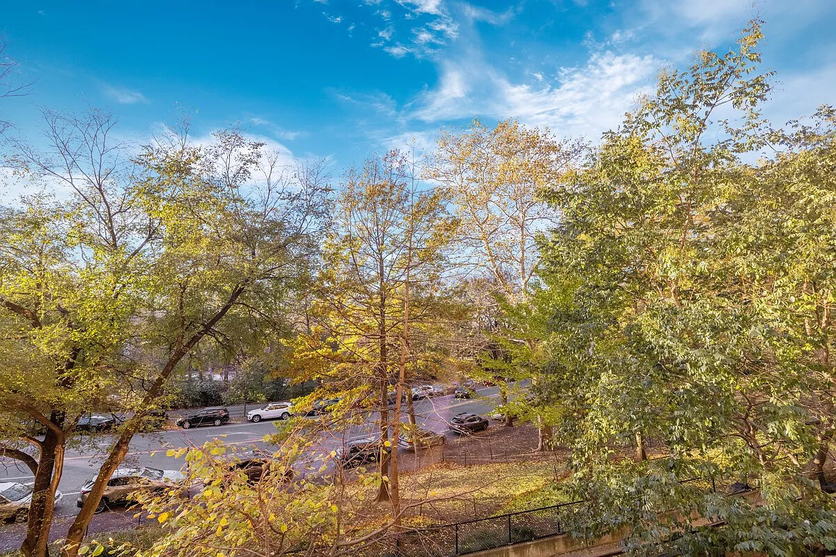 258 Riverside Drive 1CD Upper West Side New York NY 10025