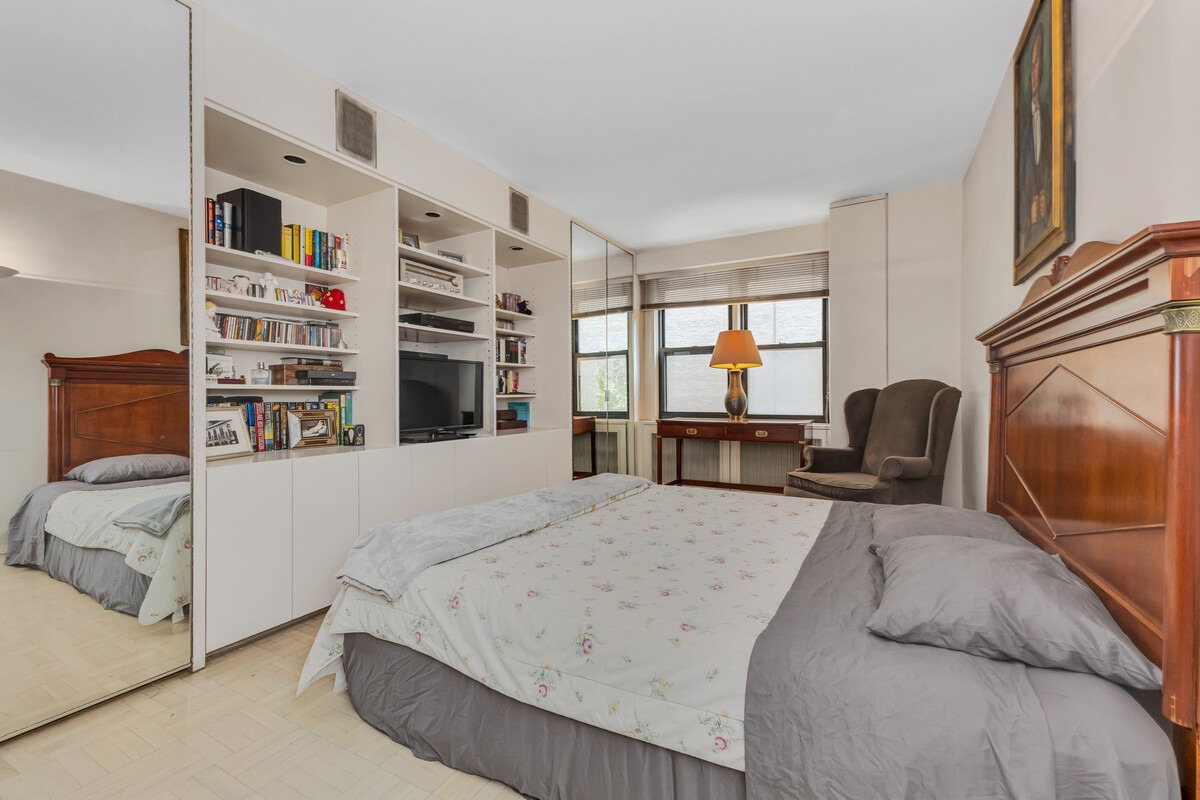 220 East 54th Street 5E Turtle Bay New York NY 10022
