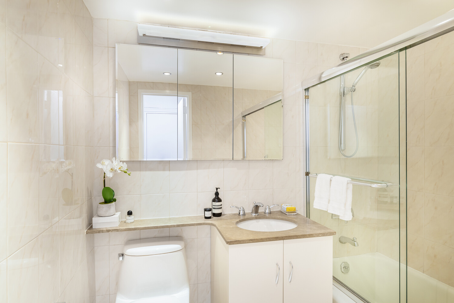 45 Sutton Place South 15C Sutton Place New York NY 10022
