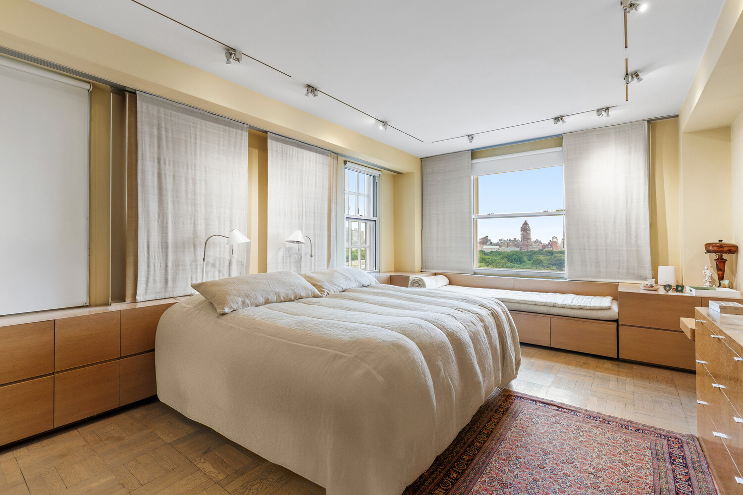 1016 Fifth Avenue 14B Upper East Side New York NY 10028
