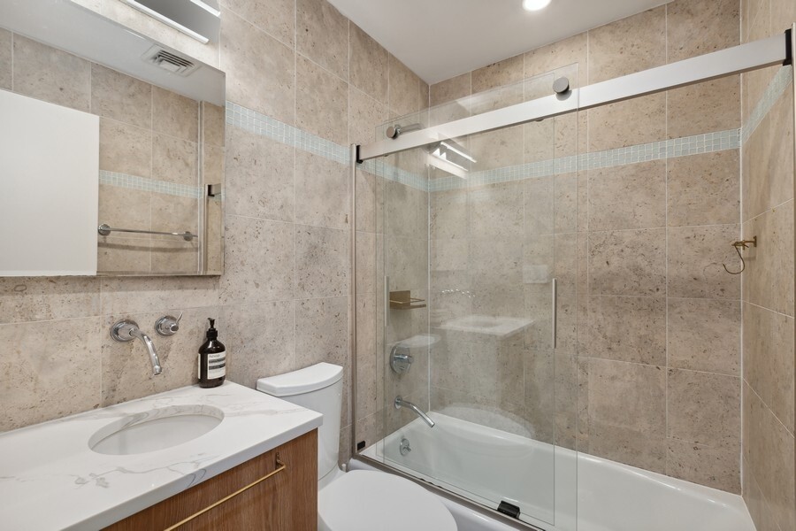 85 Hudson Avenue Vinegar Hill Brooklyn NY 11201