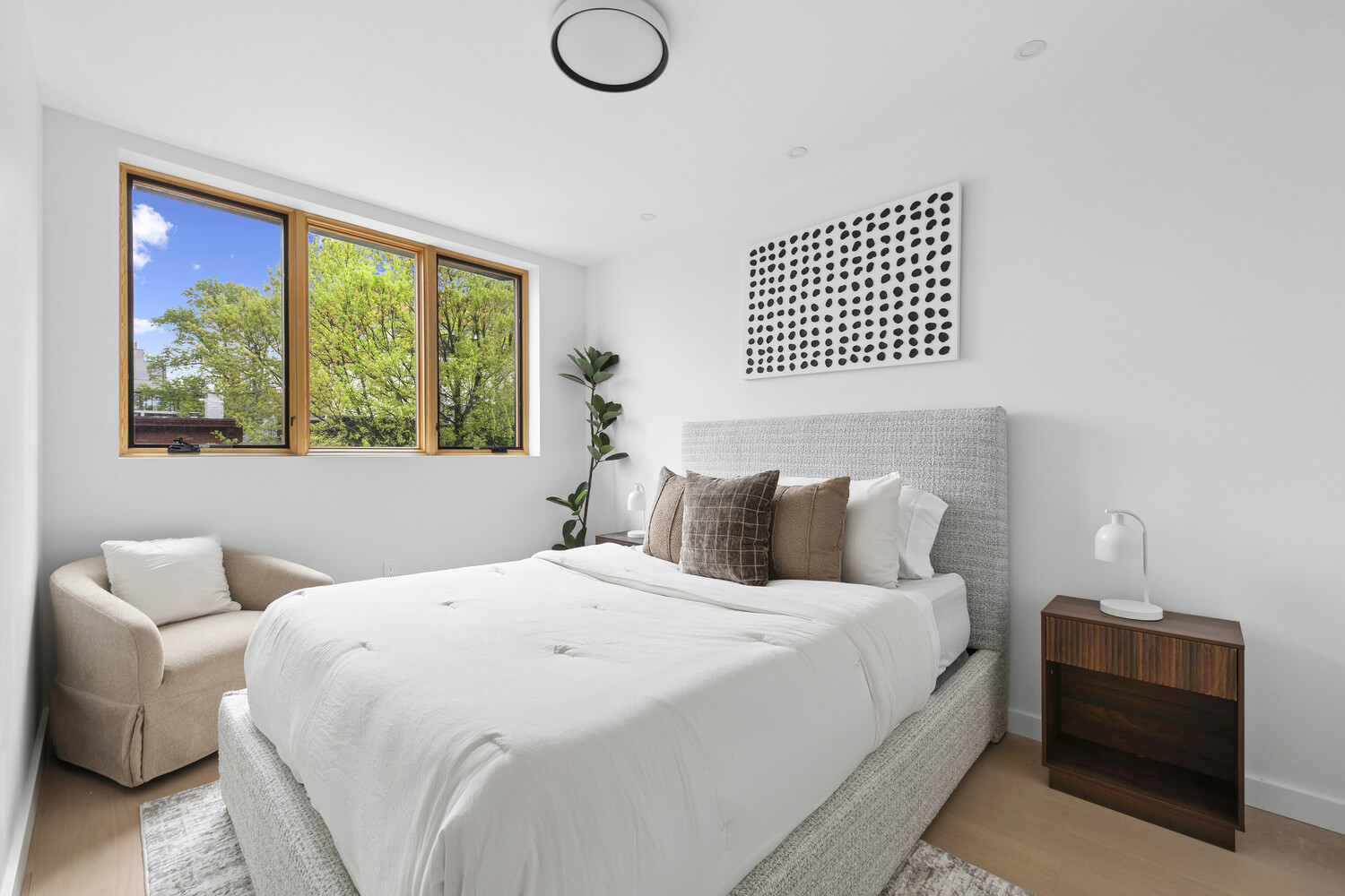 19 North Henry Street East Williamsburg Brooklyn NY 11222