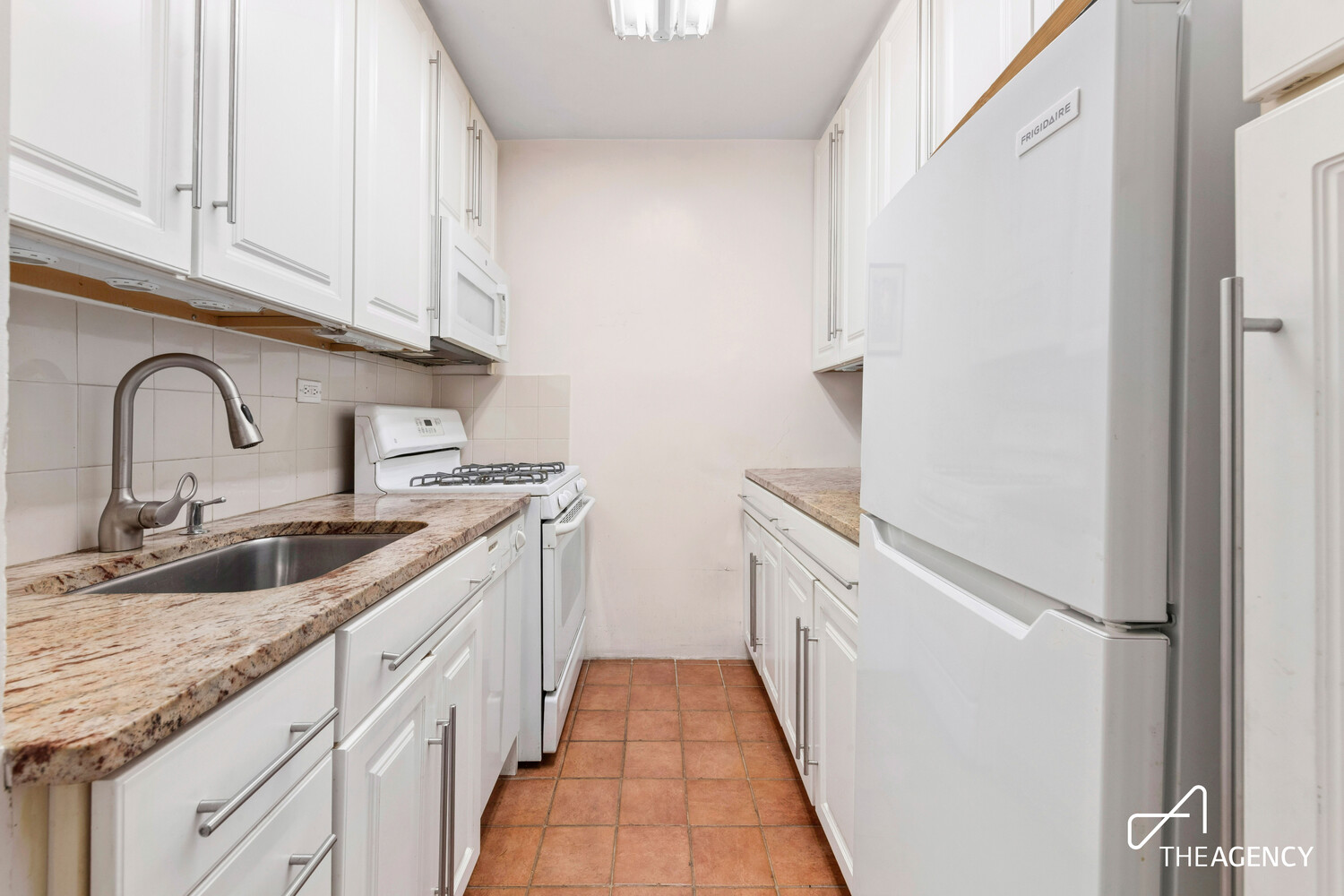 185 West End Avenue 2G Lincoln Square New York NY 10023