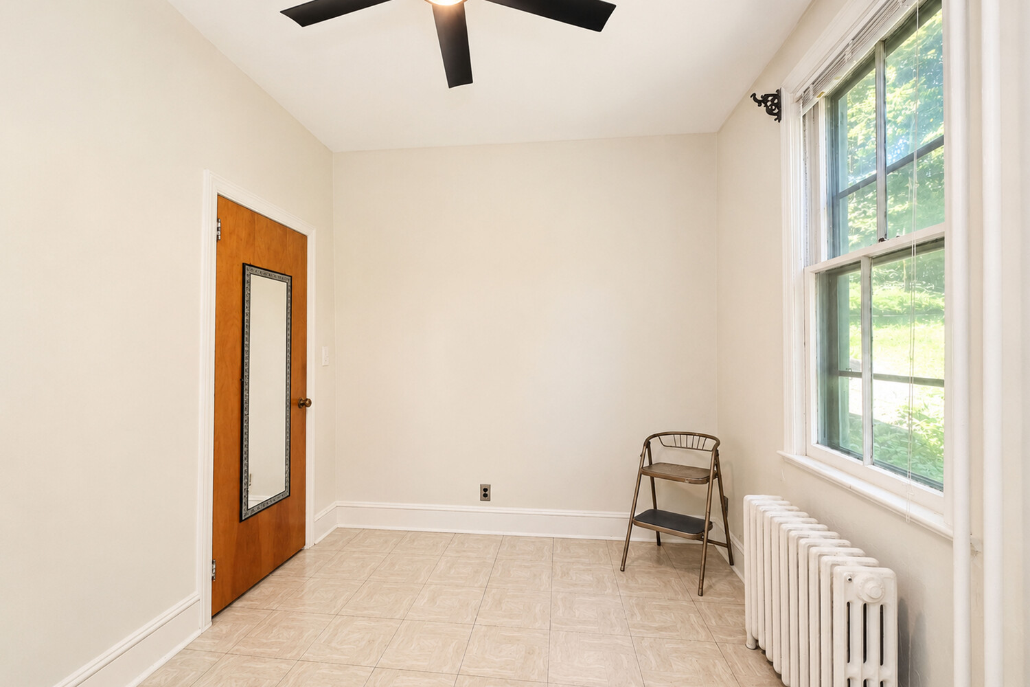 180 Stanley Avenue Tompkinsville Staten Island NY 10301