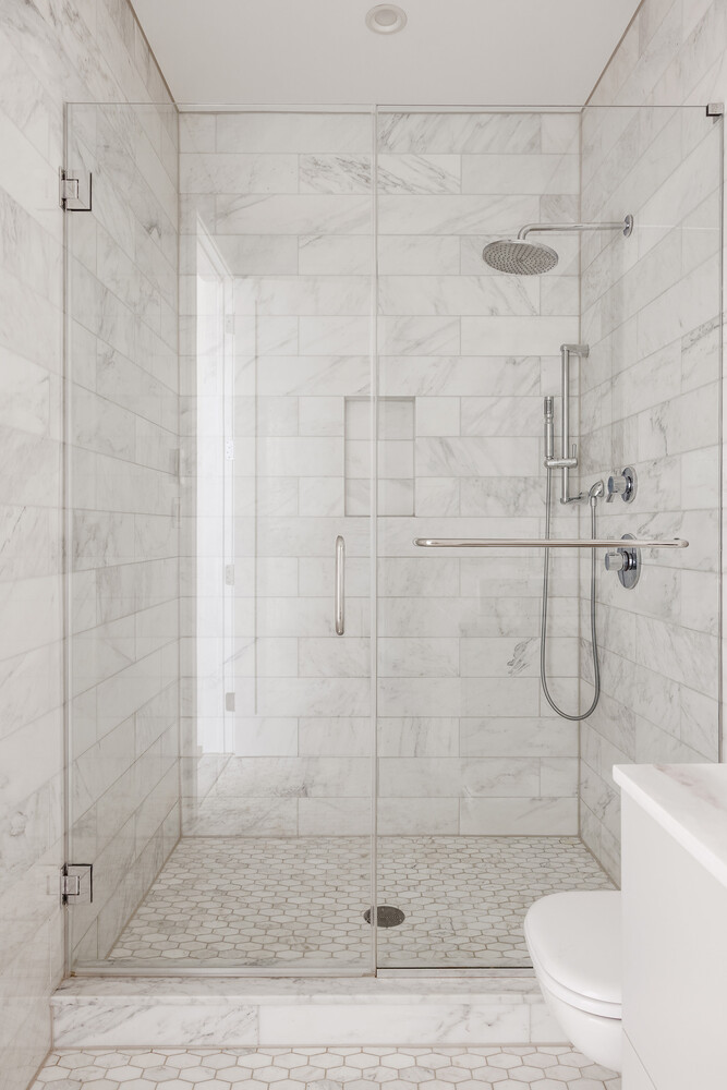 84 Oak Street 3B Greenpoint Brooklyn NY 11222