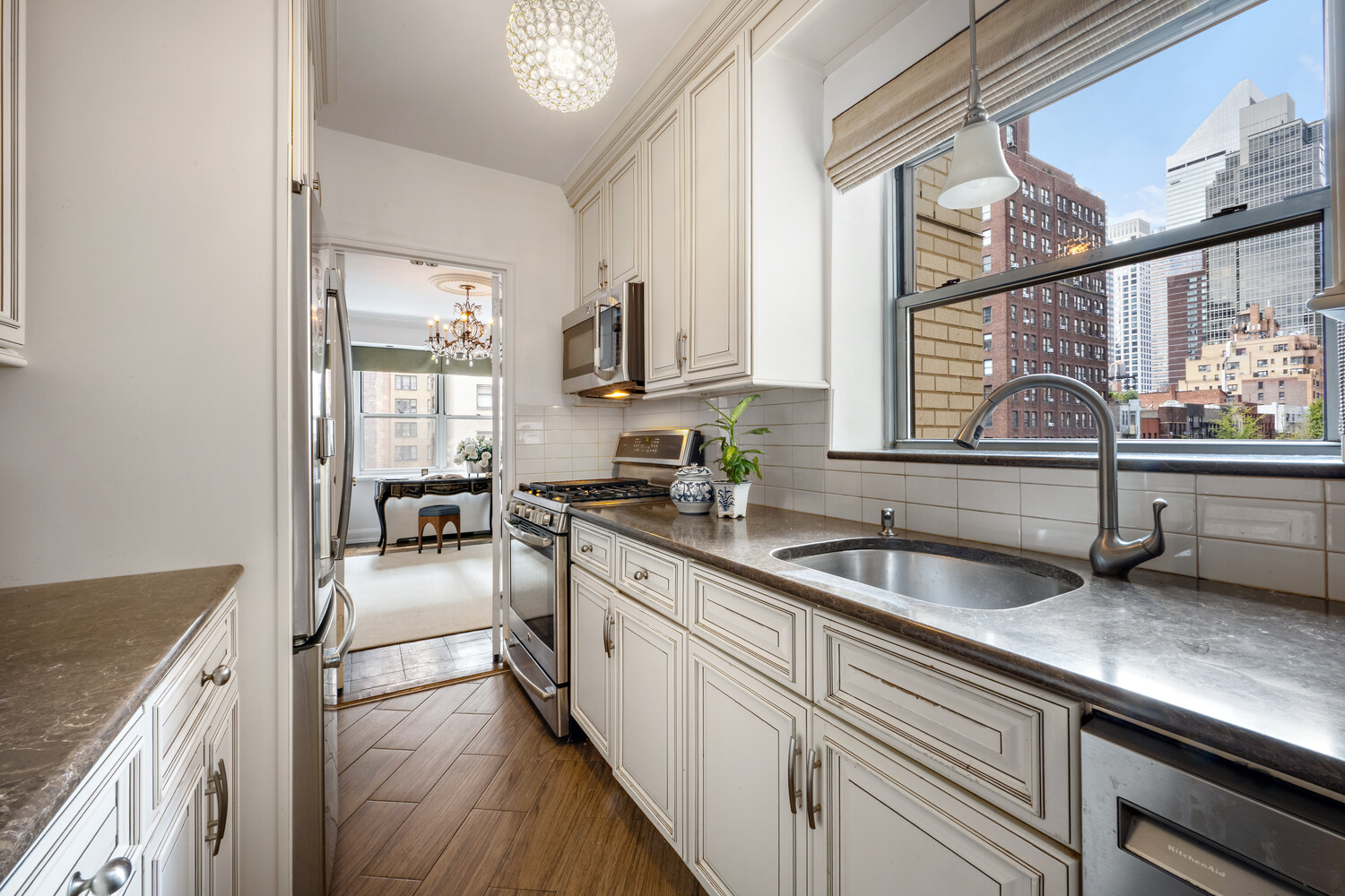 400 East 56th Street 5R Sutton Place New York NY 10022