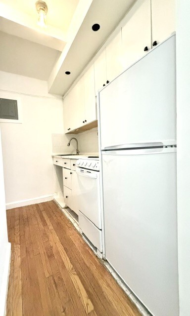 304 East 41st Street 408A Tudor City New York NY 10017
