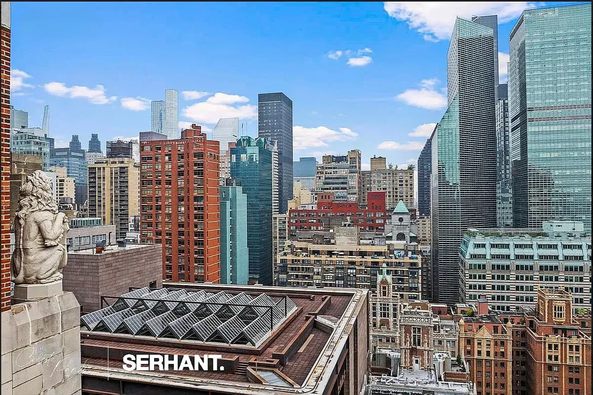 320 East 42nd Street 2318 Tudor City New York NY 10017