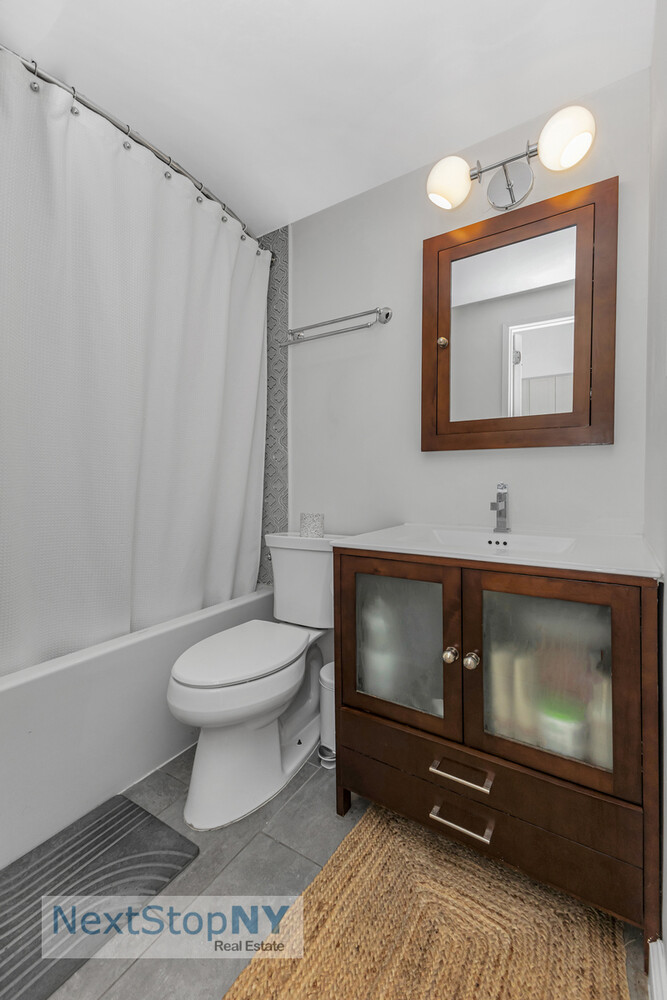 425 East 78th Street 4D Upper East Side New York NY 10075
