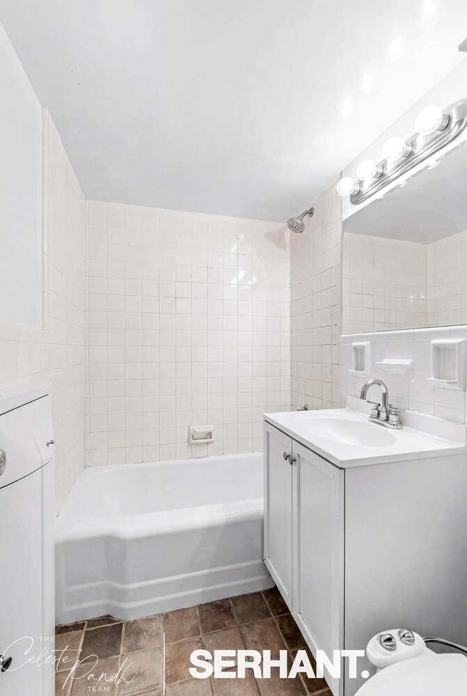 130 East 18th Street 8K Gramercy Park New York NY 10003