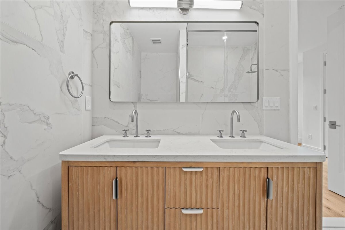 147 Luquer Street 1 Carroll Gardens Brooklyn NY 11231