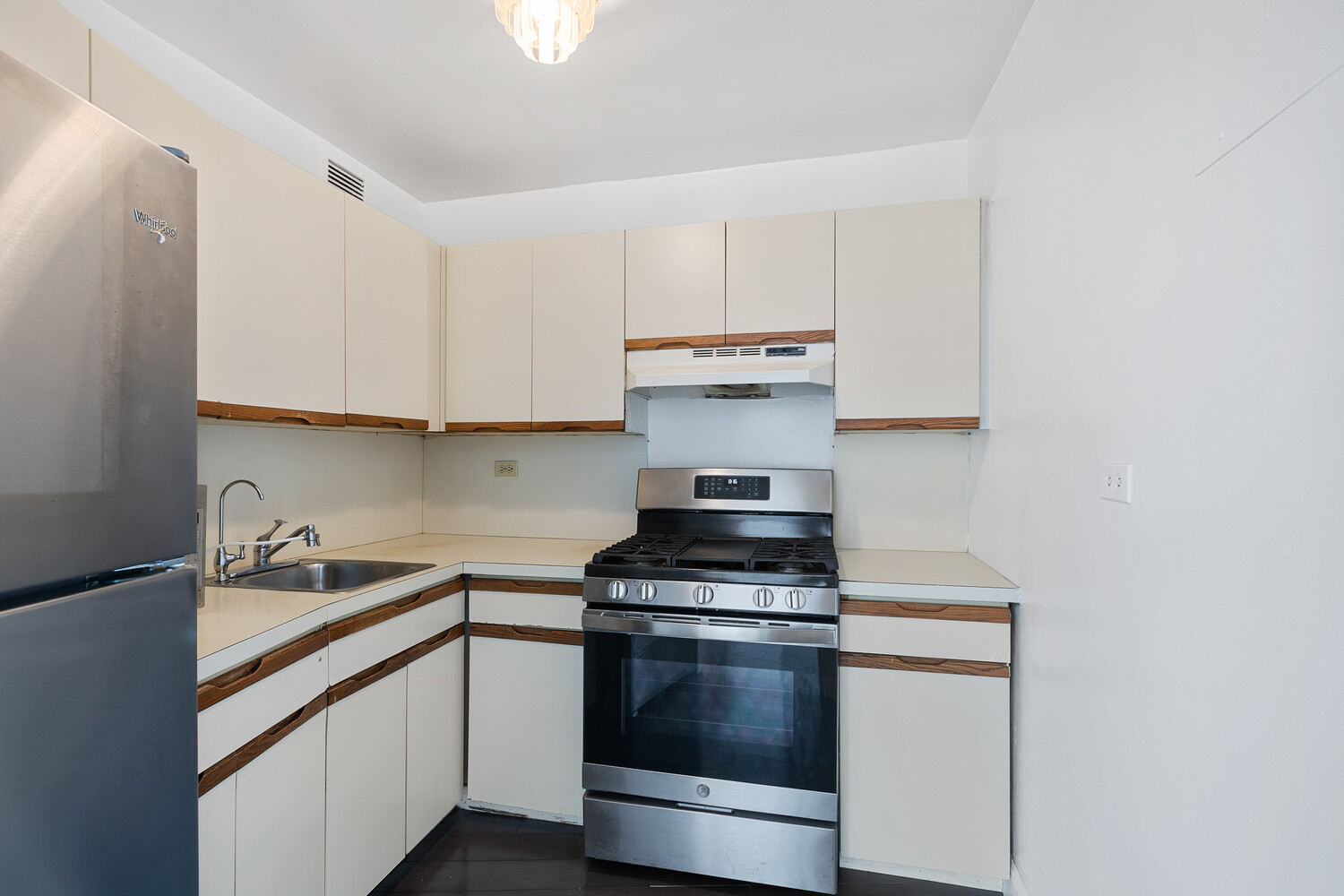 1020 Grand Concourse Concourse Bronx NY 10451