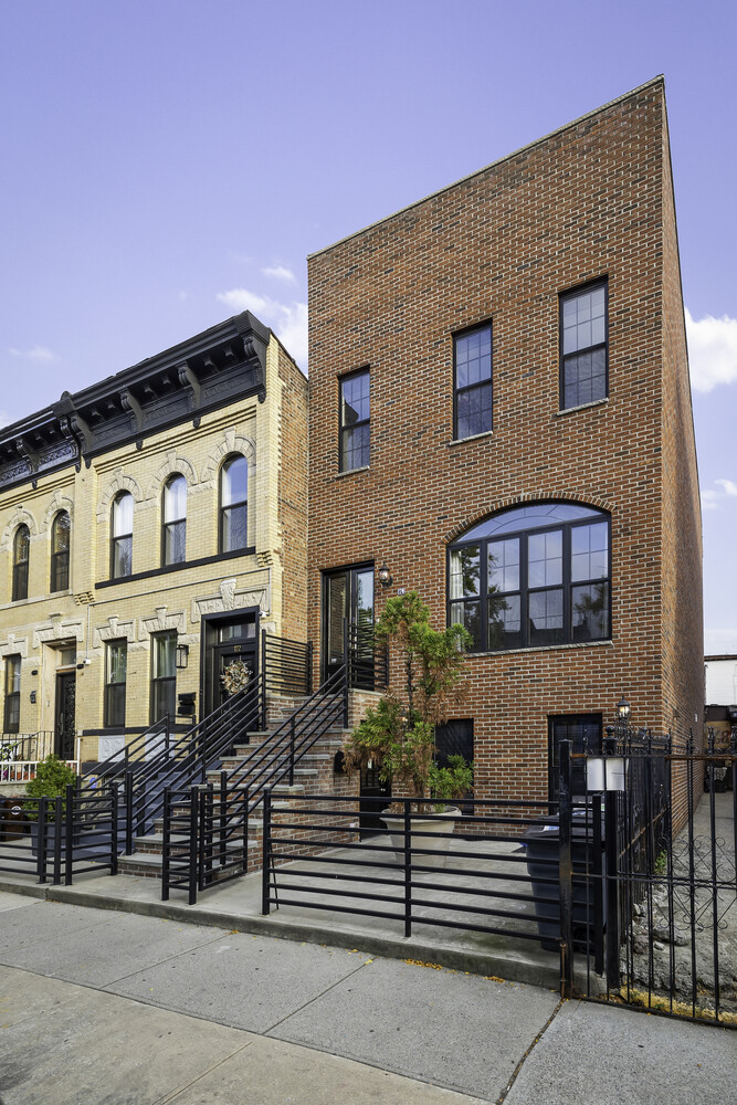 170 Schaefer Street TH1 Bushwick Brooklyn NY 11207