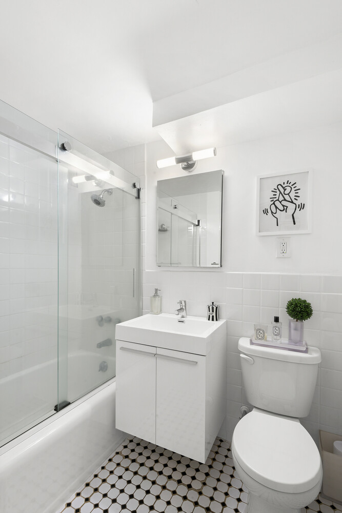 333 East 46th Street 9E Turtle Bay New York NY 10017