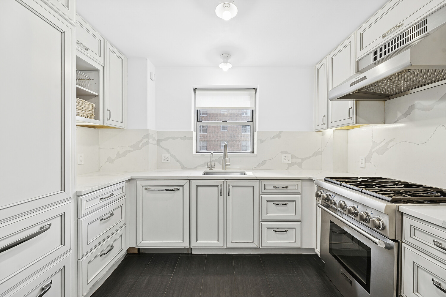 360 East 72nd Street B610 Upper East Side New York NY 10021