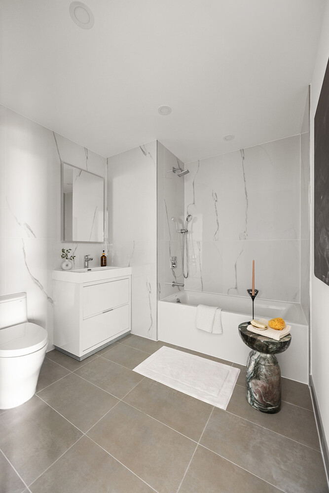 379 Ocean Parkway 7B Kensington Brooklyn NY 11218