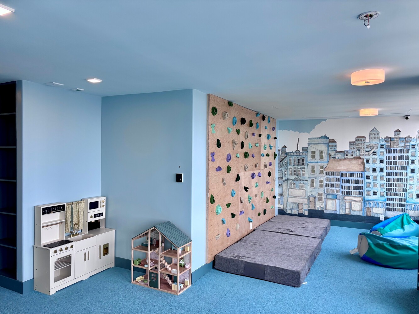 300 East 93rd Street 39E Upper East Side New York NY 10128