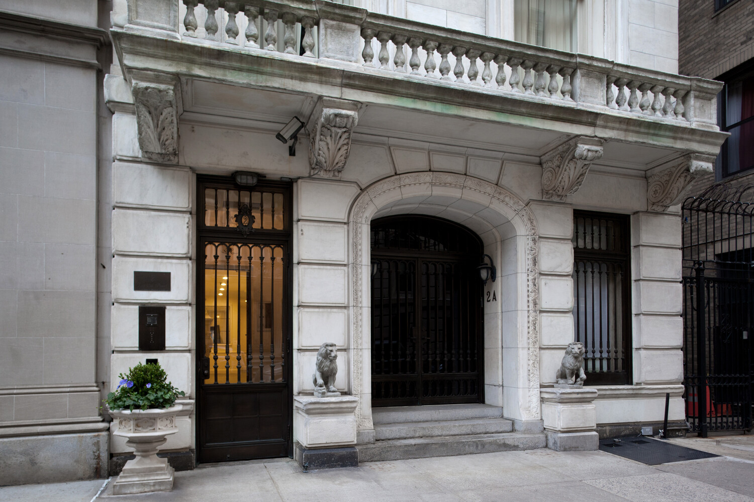 2 East 80th Street 2 Upper East Side New York NY 10075