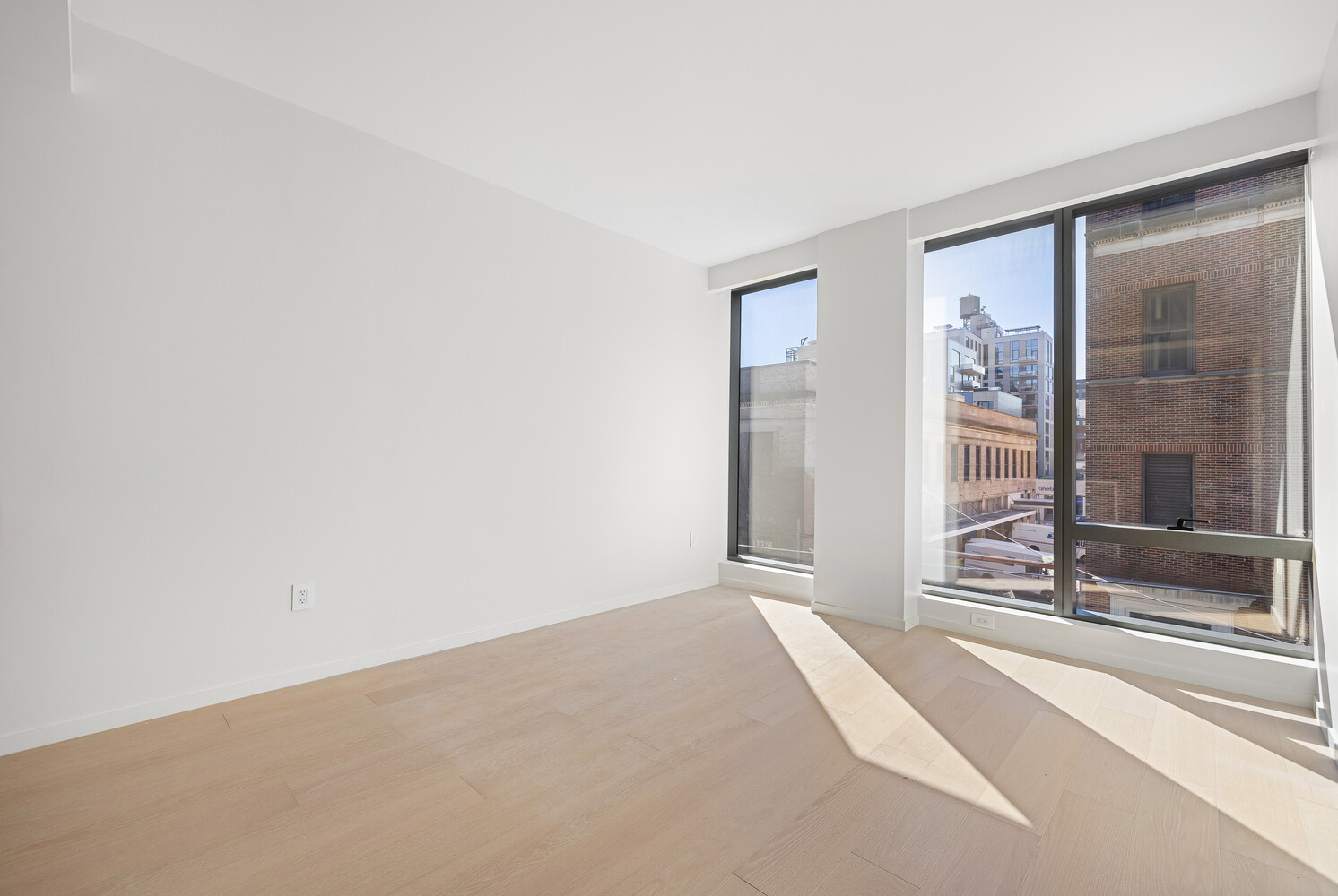 11-36 45th Road 609B Long Island City Queens NY 11101