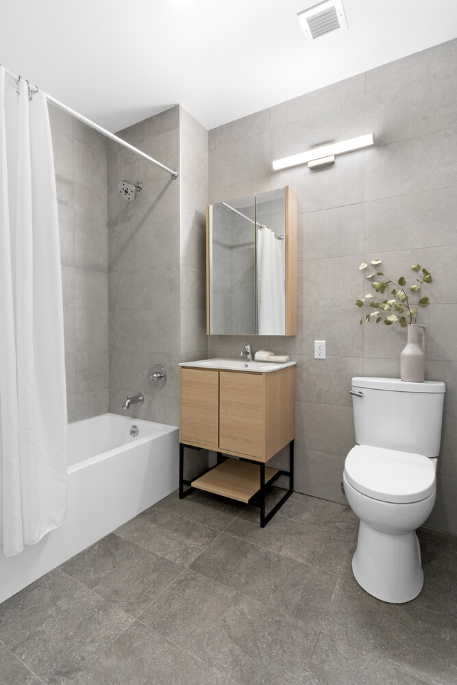 4-34 26th Avenue 421 Astoria Queens NY 11102