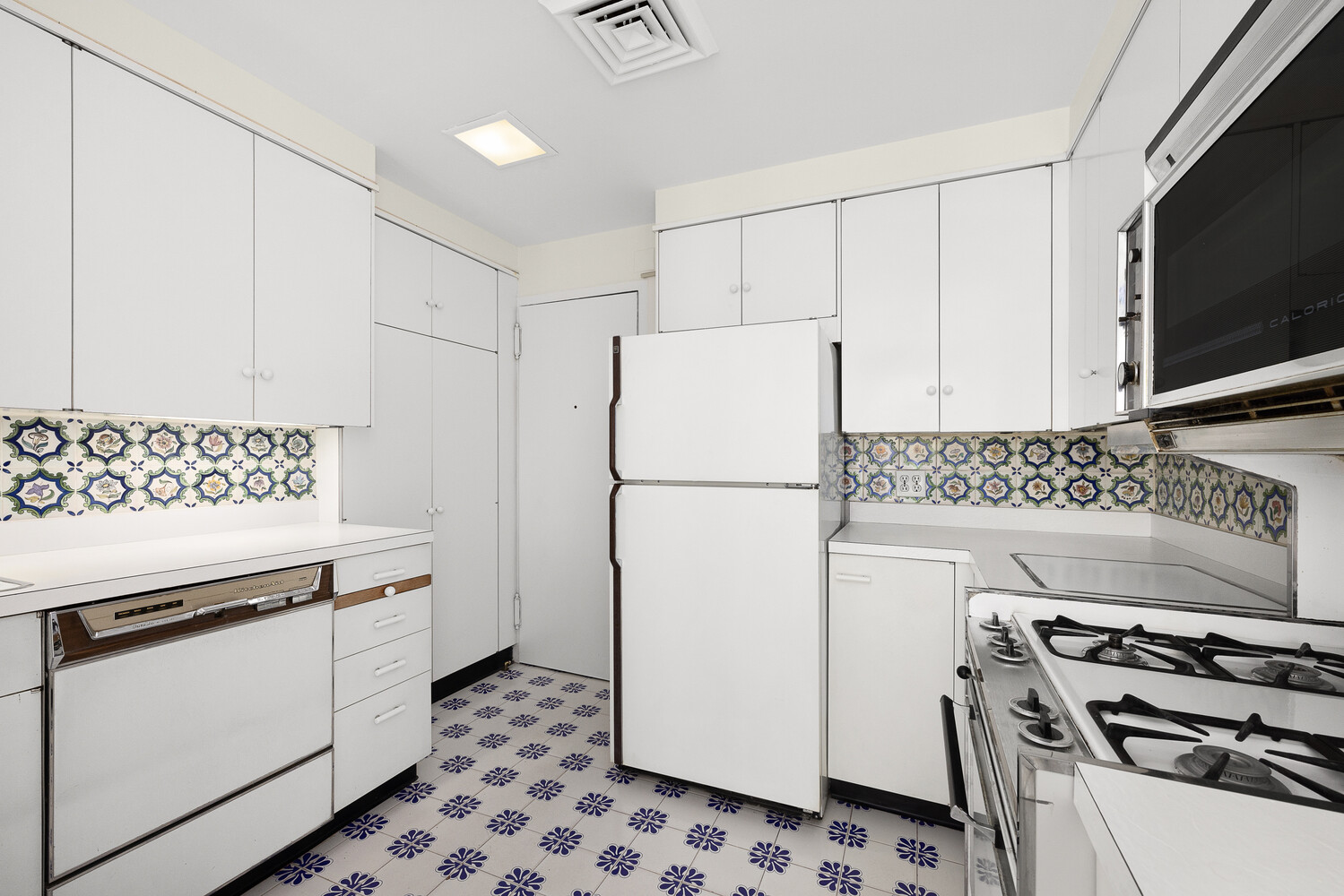 2 Sutton Place South 2D Sutton Place New York NY 10022
