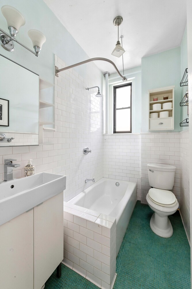 532 West 111th Street 53/54 Morningside Heights New York NY 10025