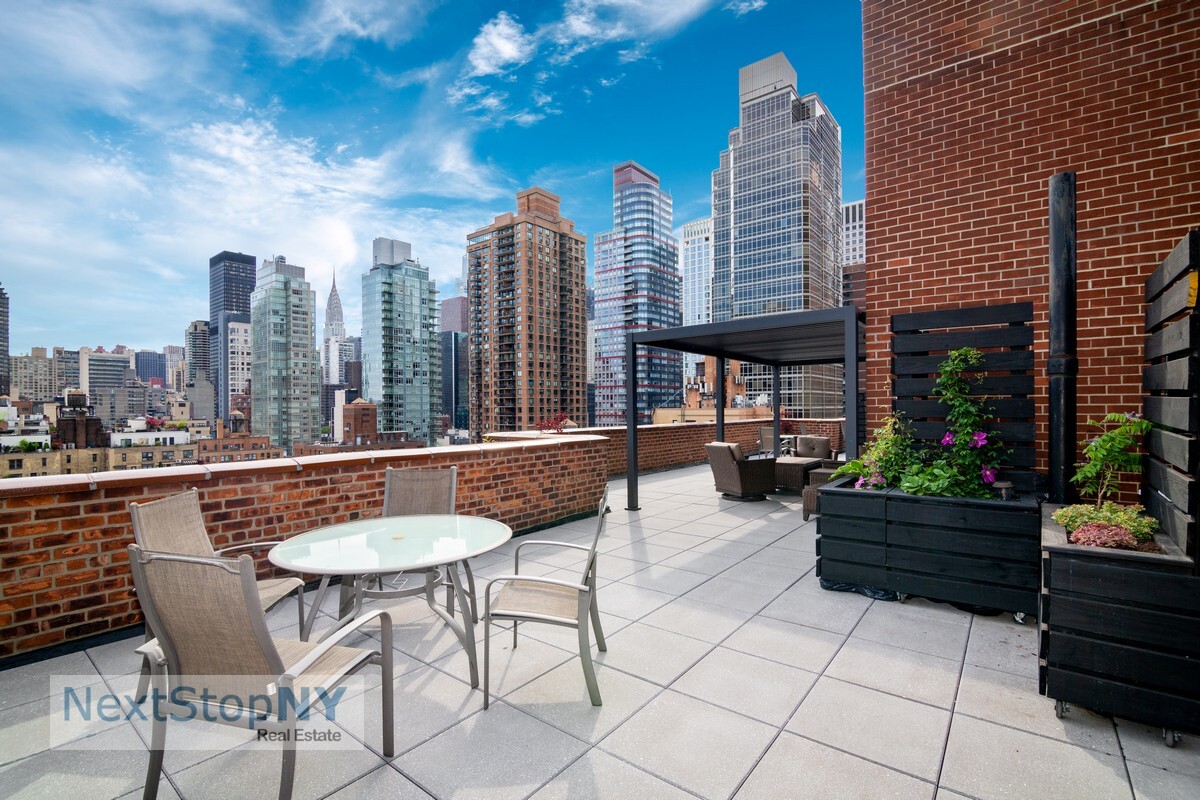 333 East 55th Street 9D Sutton Place New York NY 10022