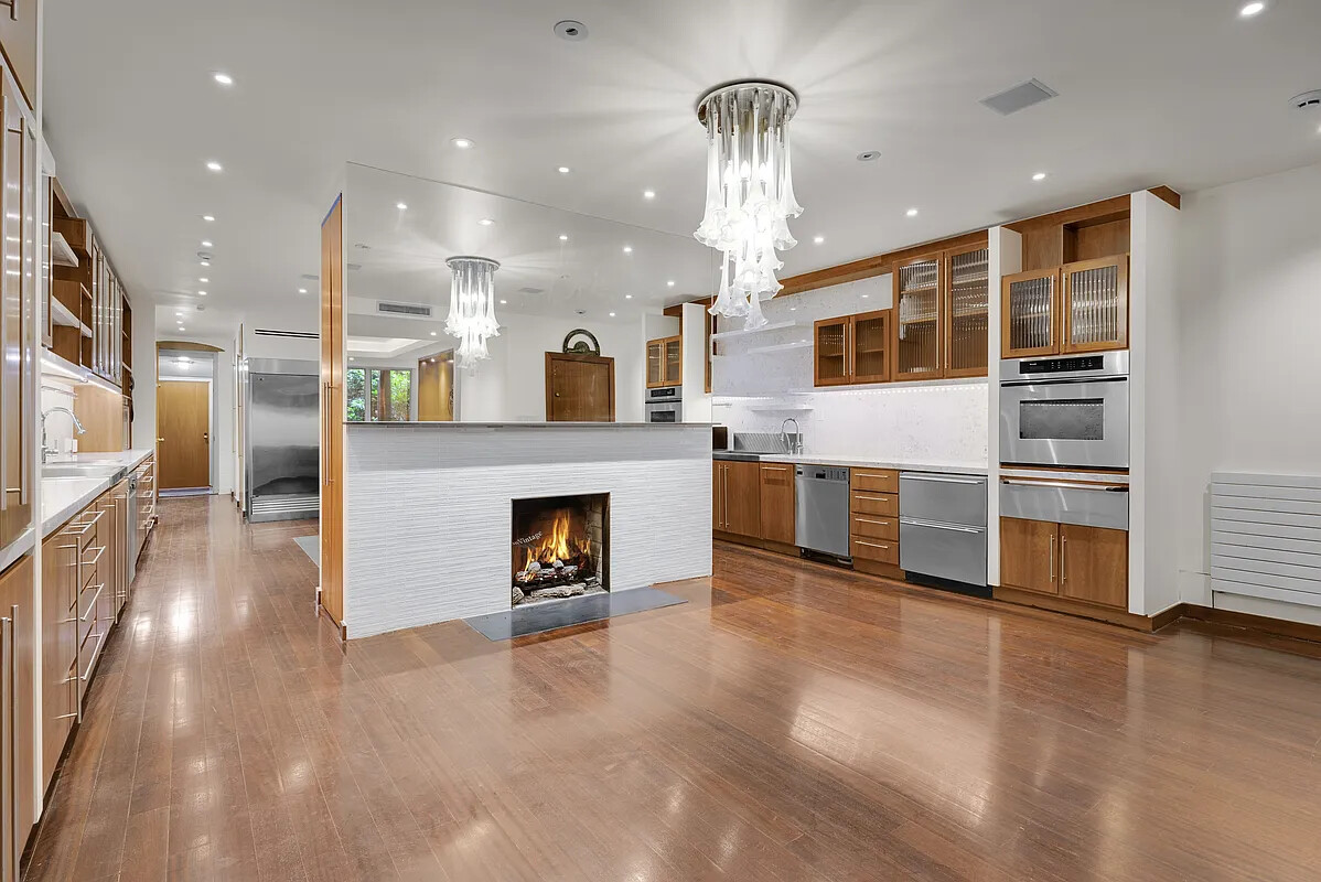 247 Central Park West Central Park West New York NY 10024