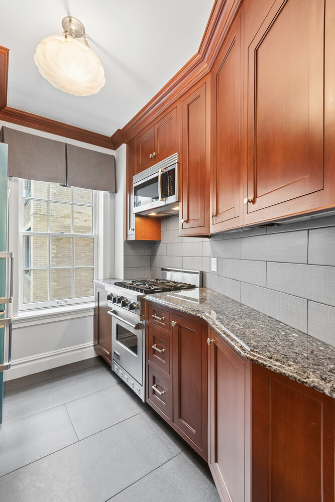 7 East 85th Street 5D Upper East Side New York NY 10028