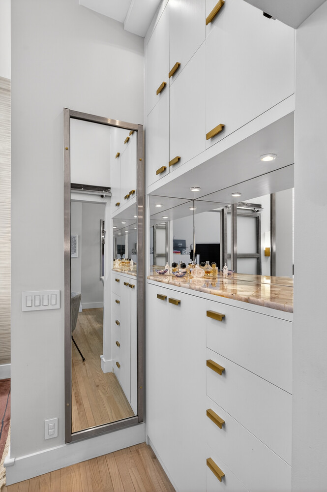 21 East 22nd Street 4C Flatiron District New York NY 10010