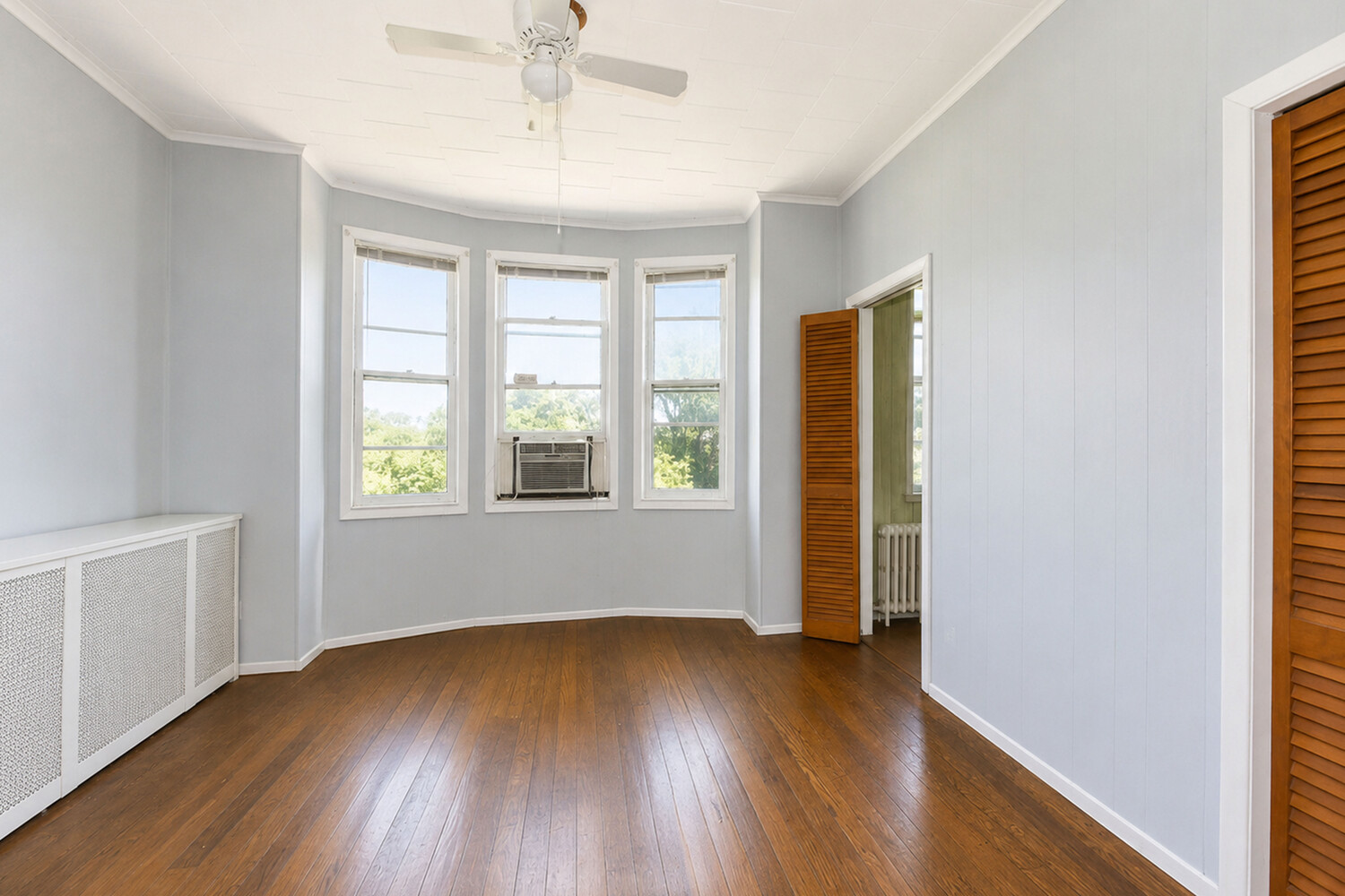 180 Stanley Avenue Tompkinsville Staten Island NY 10301