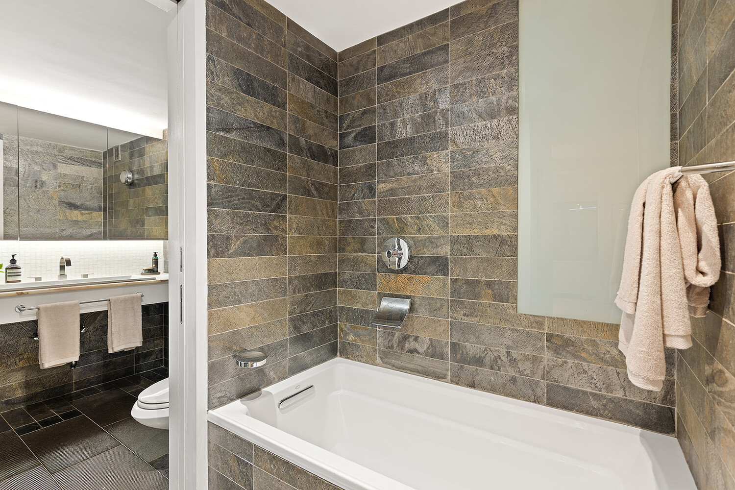 28 Old Fulton Street TWE Fulton Ferry Brooklyn NY 11201