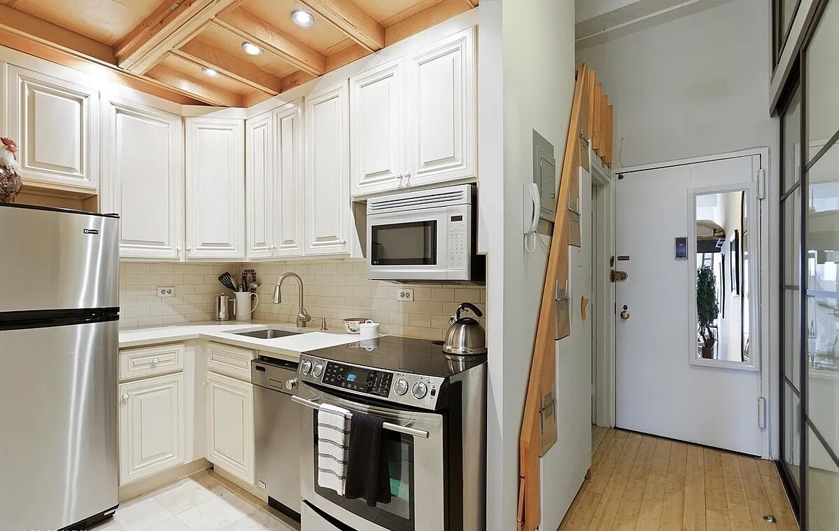 244 Madison Avenue 11F Murray Hill New York NY 10016