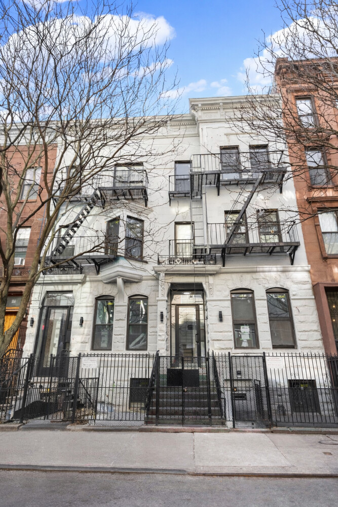 118 West 124th Street 1 Mt. Morris Park New York NY 10027