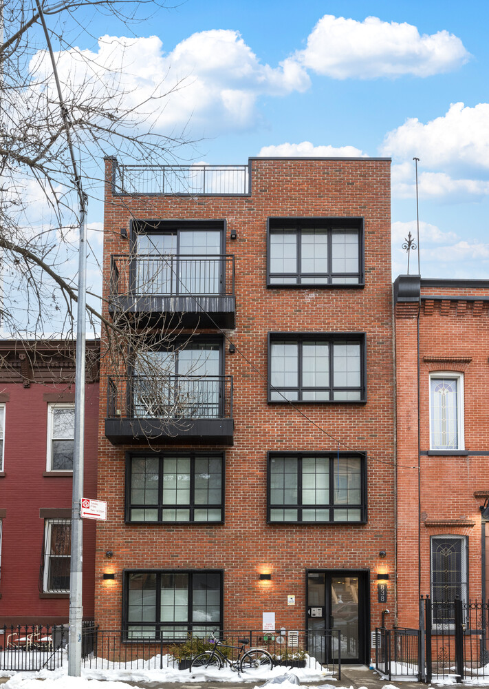 838 Quincy Street 2F Stuyvesant Heights Brooklyn NY 11221