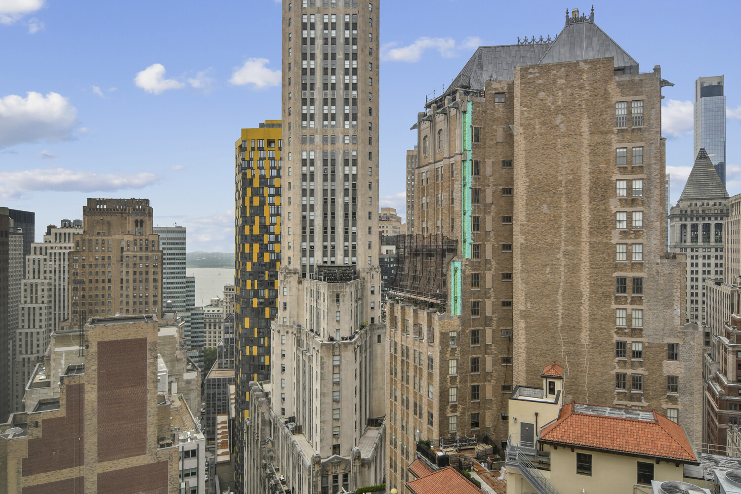 75 Wall Street 37K Financial District New York NY 10005