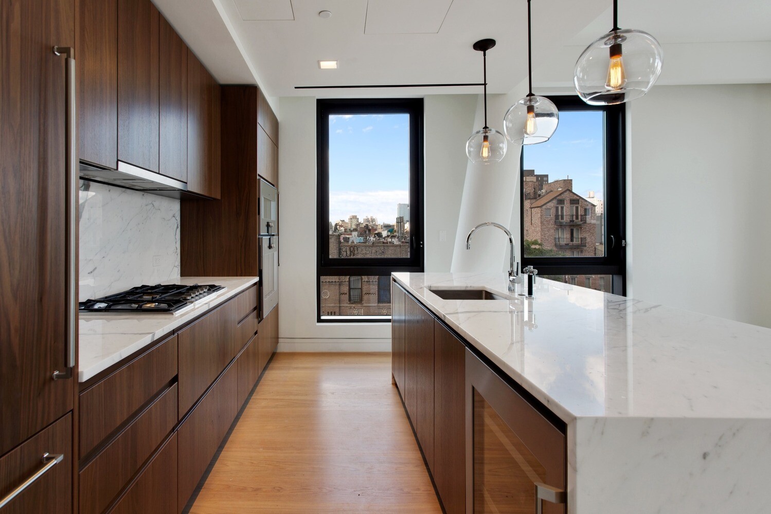 242 Broome Street Lower East Side New York NY 10002