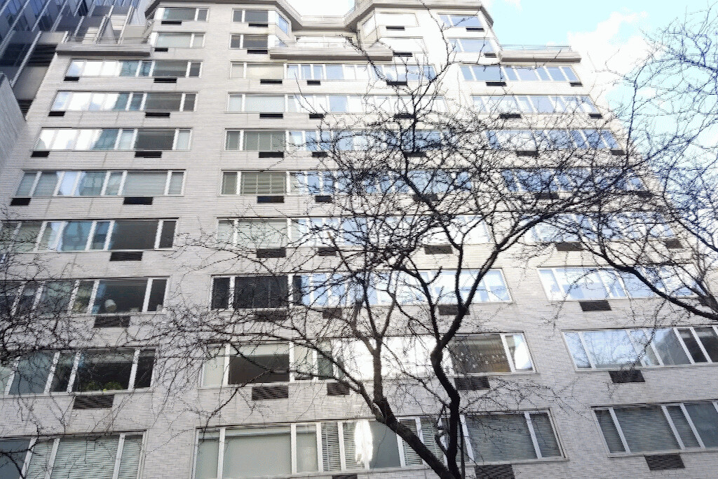 333 East 46th Street 2G Turtle Bay New York NY 10017