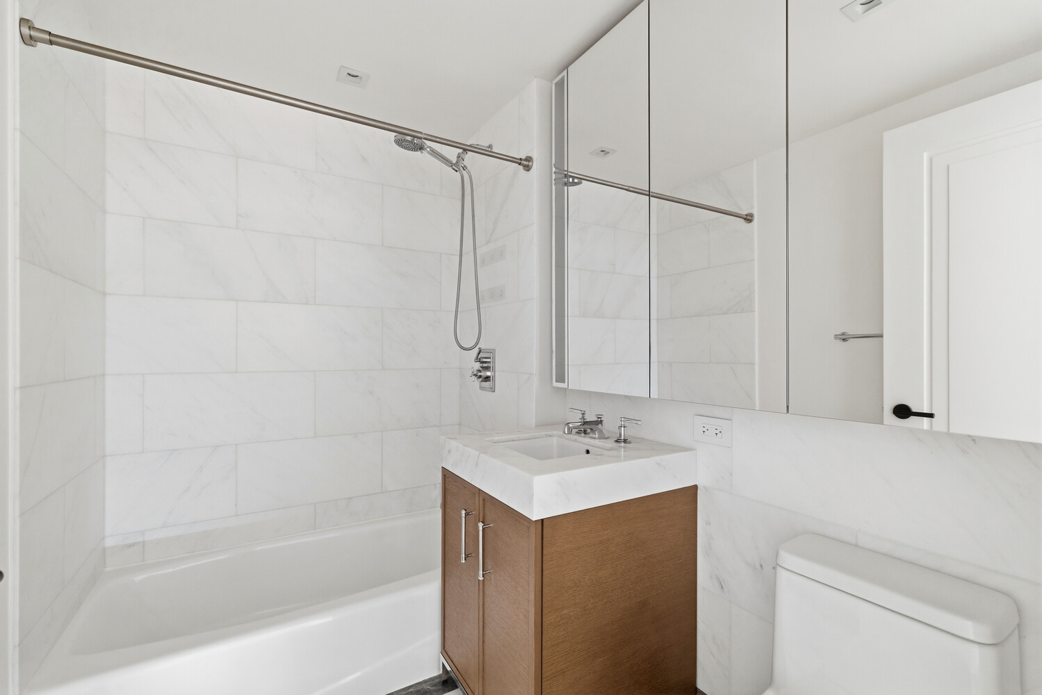 210 Warren Street Battery Park City New York NY 10282