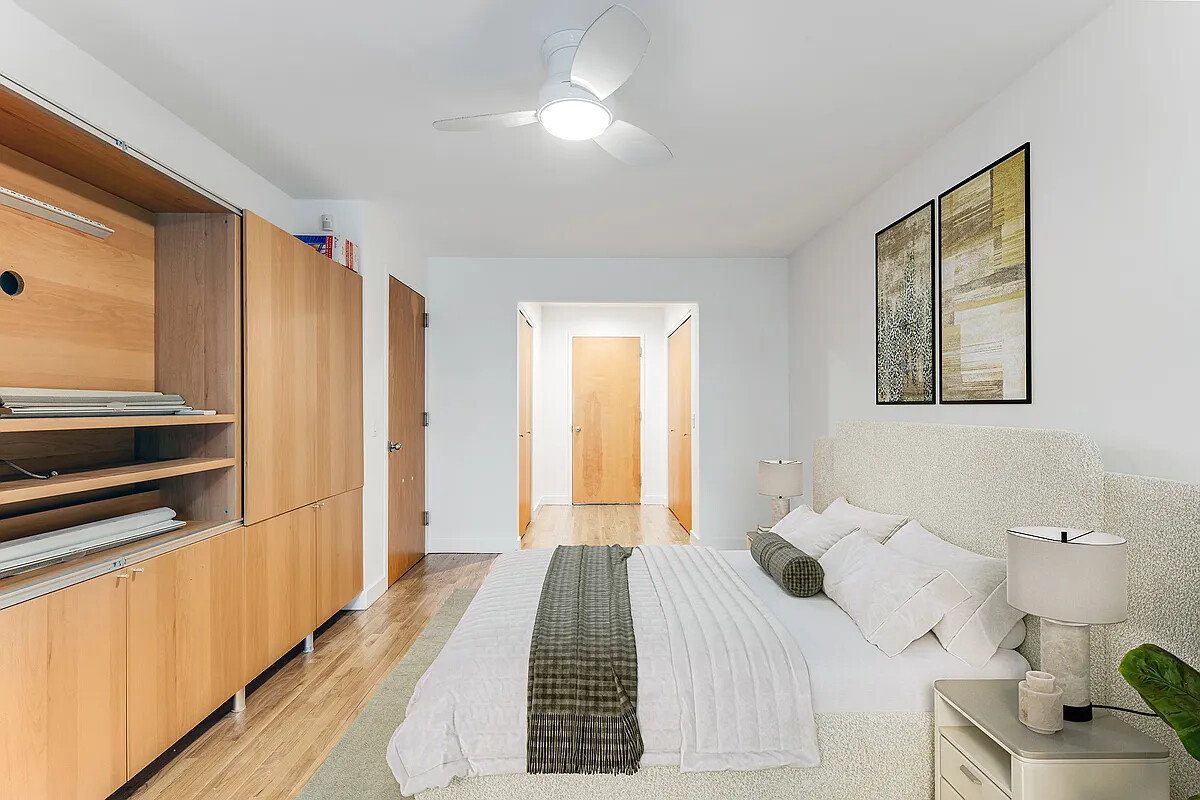 65 Thompson Street Soho New York NY 10012