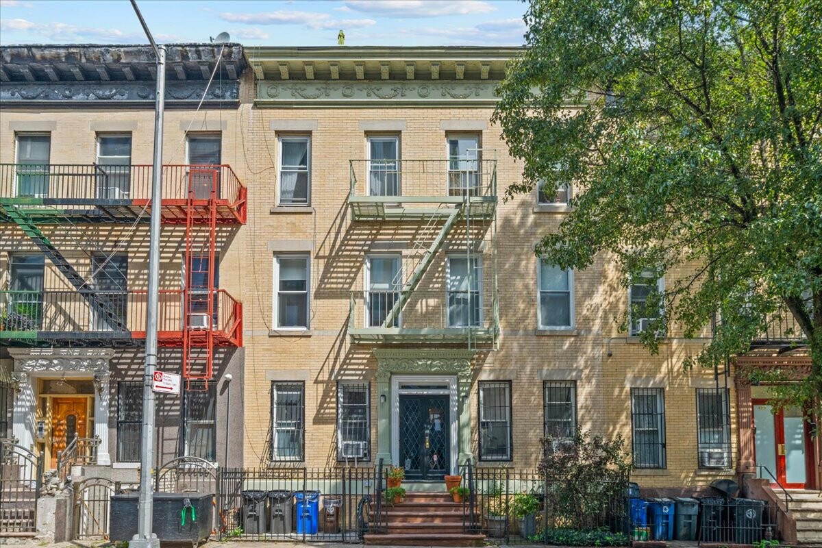 425 Lincoln Place 1RG Crown Heights Brooklyn NY 11238