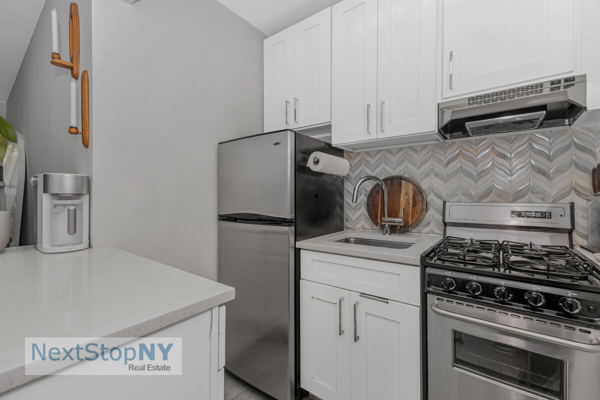 425 East 78th Street 4D Upper East Side New York NY 10075
