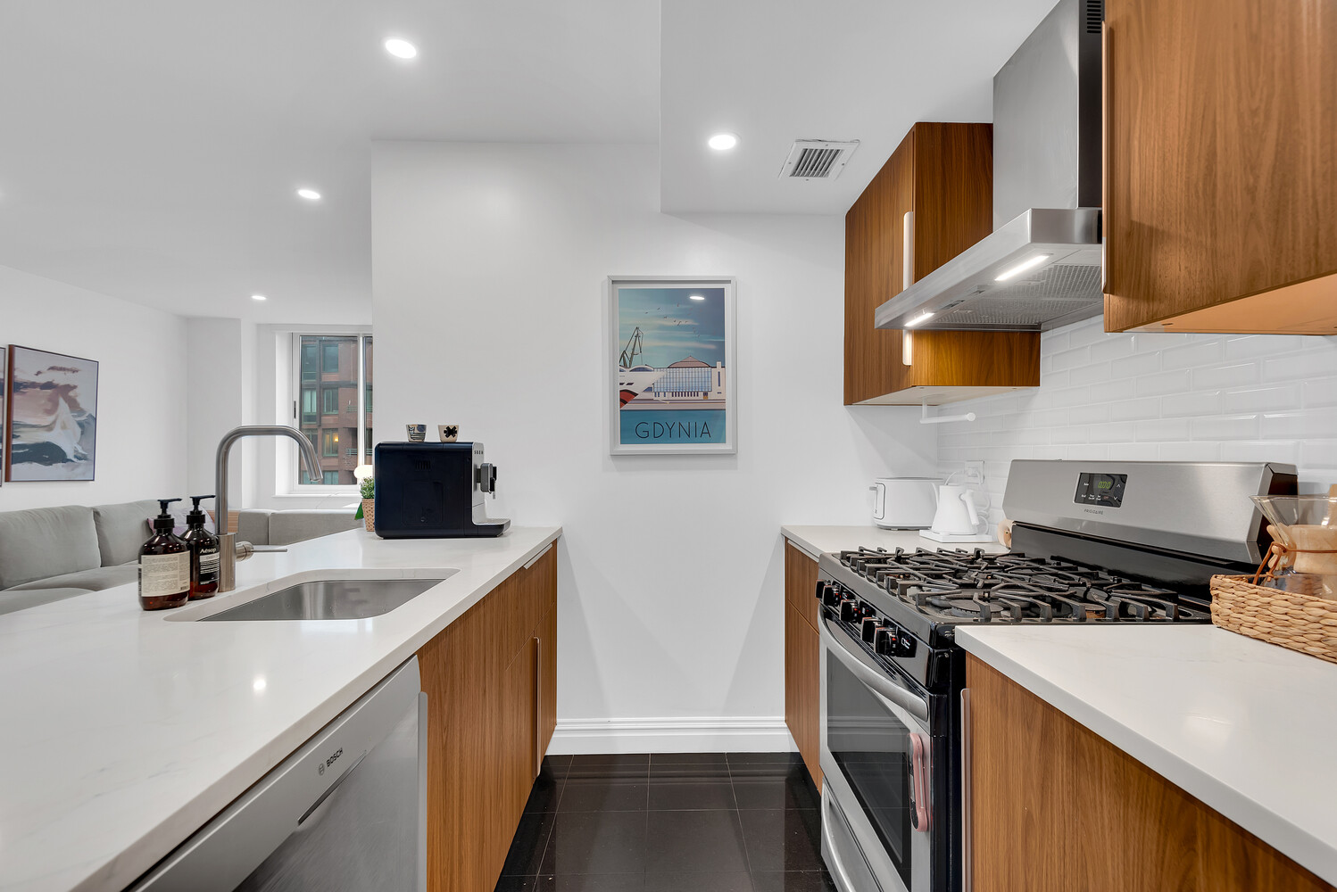 250 South End Avenue 12G Battery Park City New York NY 10280