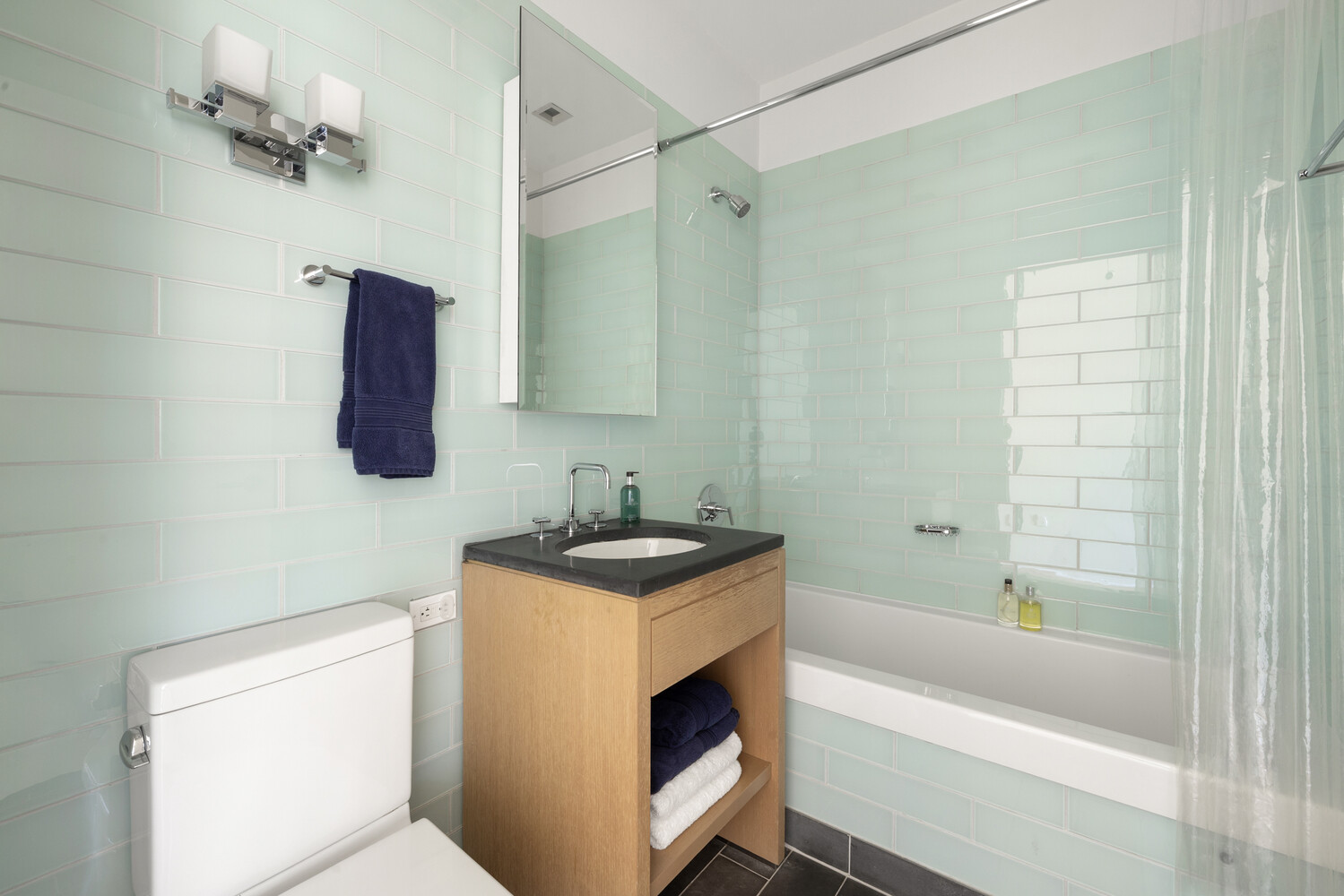 310 West 52nd Street 6E Clinton New York NY 10019