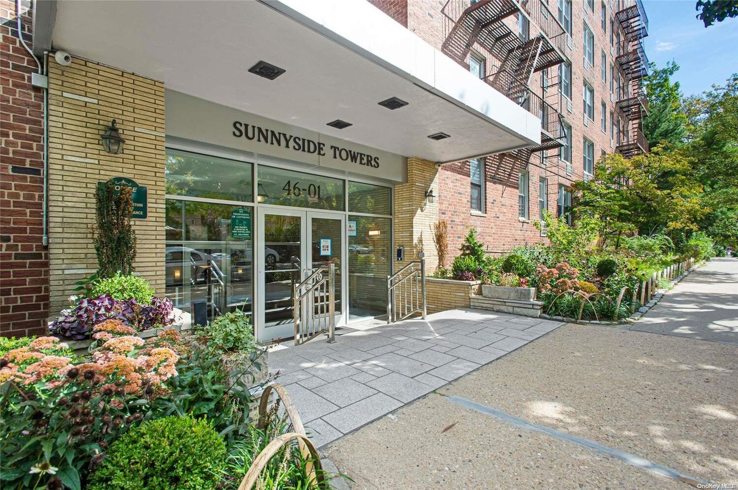 46-01 39th Avenue 509 Sunnyside Gardens Queens NY 11104