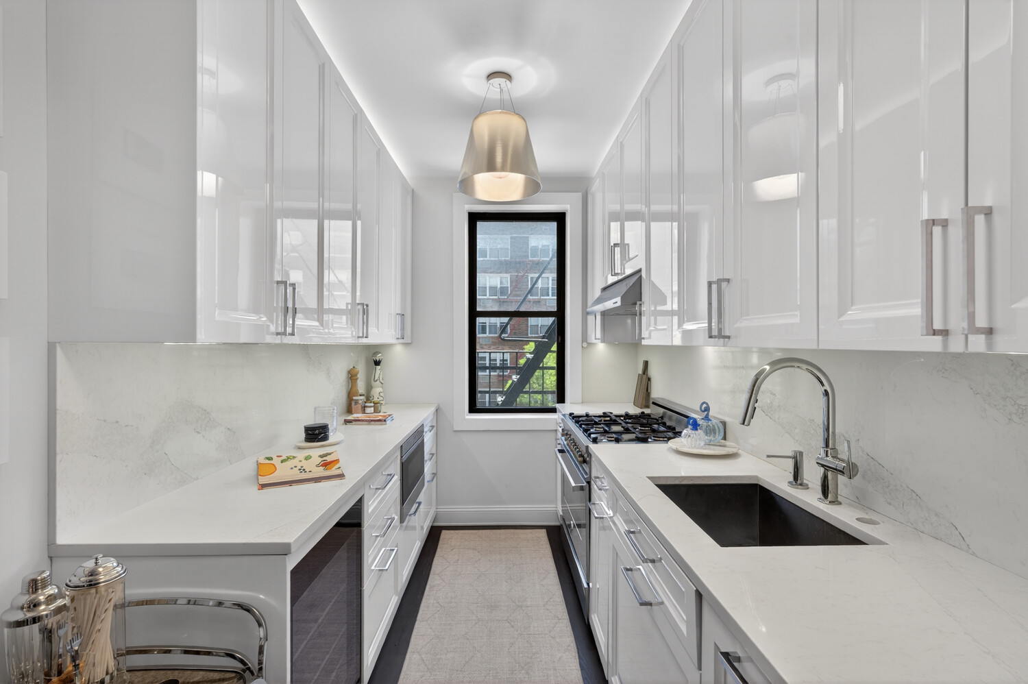100 West 12th Street 4K Greenwich Village New York NY 10014